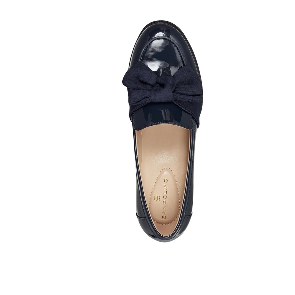 Bandolino Navy blue patent leather loafers with bow - Picture 4 of 9
